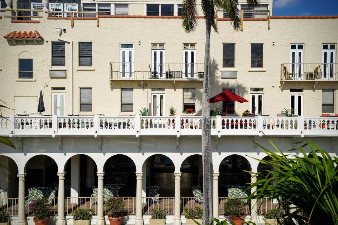 Palm Beach Hotel With Juliette Balconies! 2 Blocks From Beach! Historic Landmark Esterno foto